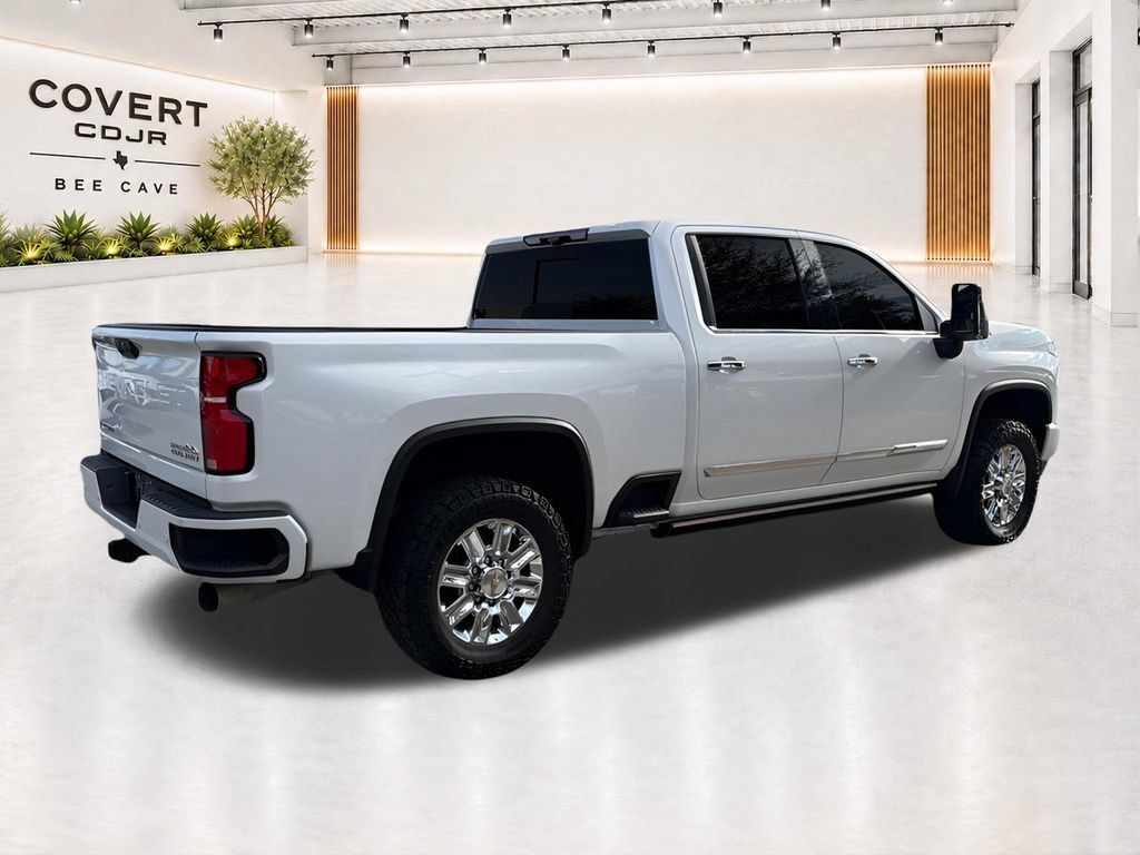 Used 2024 Chevrolet Silverado 2500 High Country w/ High Country Premium Package AWD/4WD image 16