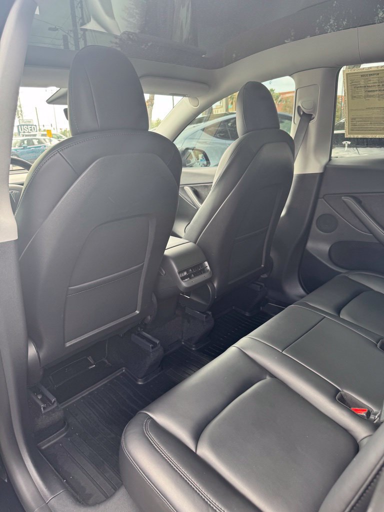 Used 2022 Tesla Model Y Long Range AWD/4WD image 8