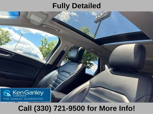 Used 2019 Ford Edge SEL w/ Equipment Group 201A AWD/4WD image 11