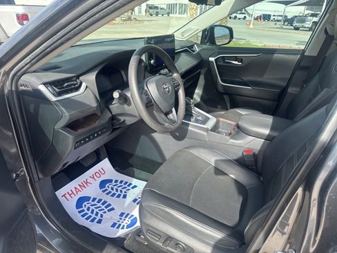 Used 2024 Toyota RAV4 Limited image 18