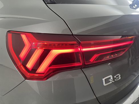 Used 2021 Audi Q3 2.0T Premium Plus image 27