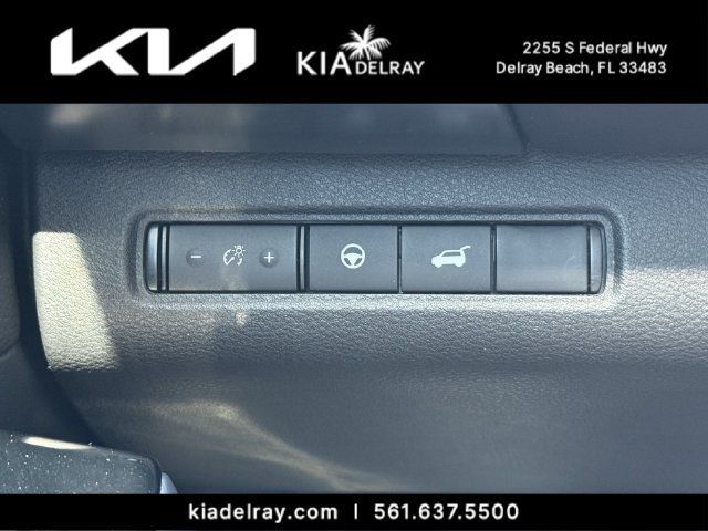 Used 2024 Nissan Pathfinder SL AWD/4WD image 27