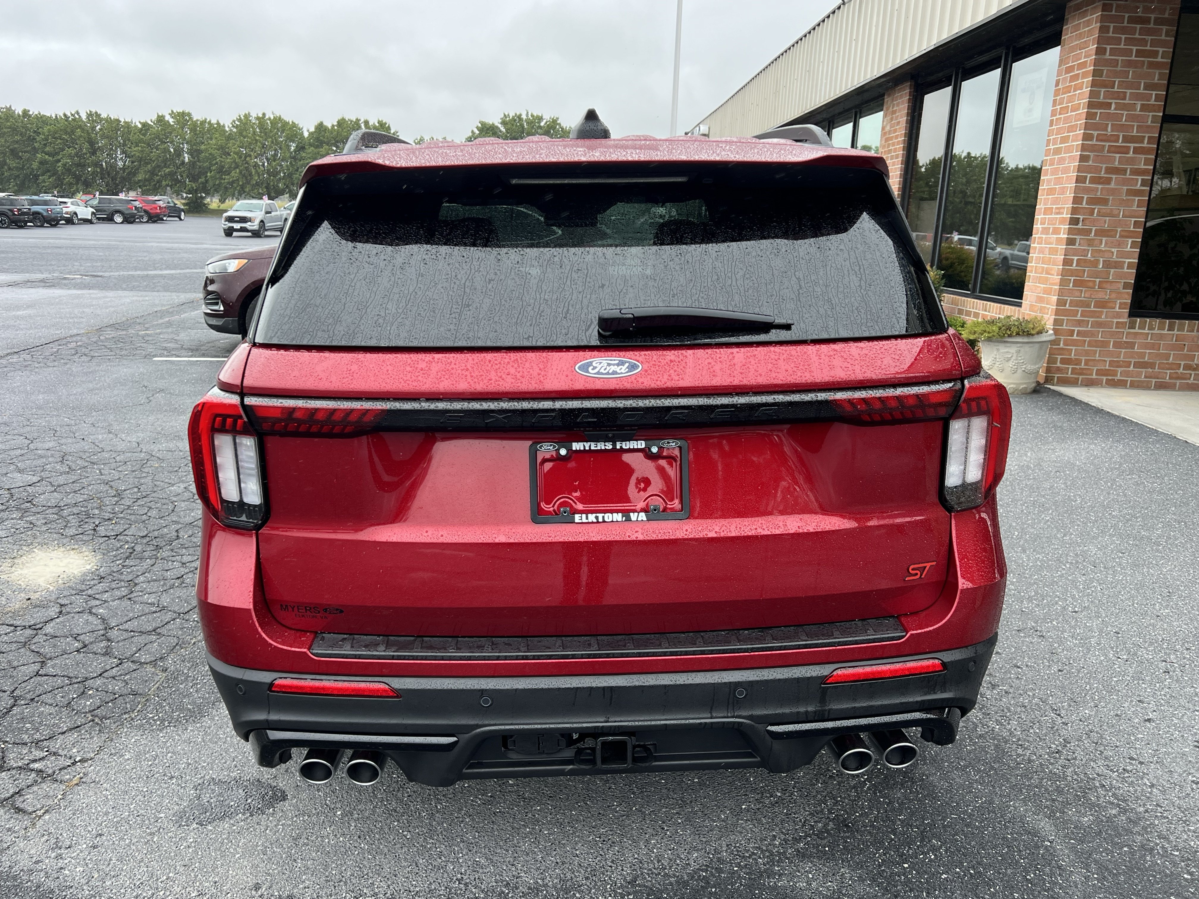 New 2027 Ford Explorer ST w/ Sun And Sound Package AWD/4WD image 7