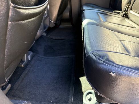 Used 2014 Ford F250 Lariat w/ Chrome Package image 35