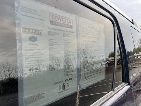 Used 2019 Toyota 4Runner SR5 Premium image 25