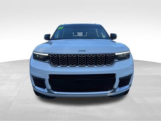 Used 2021 Jeep Grand Cherokee L Summit w/ Luxury Tech Group V AWD/4WD video 3