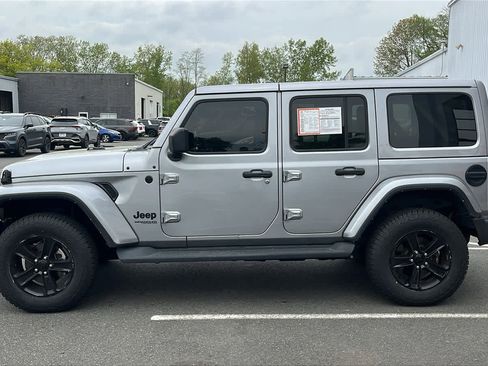 Certified 2021 Jeep Wrangler Unlimited Sahara AWD/4WD image 9