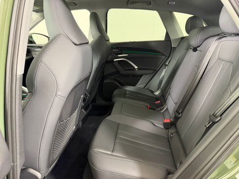 Used 2025 Audi Q5 Premium w/ Premium Plus AWD/4WD image 21