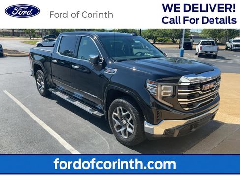 Used 2023 GMC Sierra 1500 SLT w/ SLT Premium Package AWD/4WD image 1