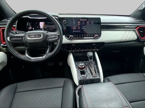 Used 2024 GMC Canyon AT4X AWD/4WD image 16