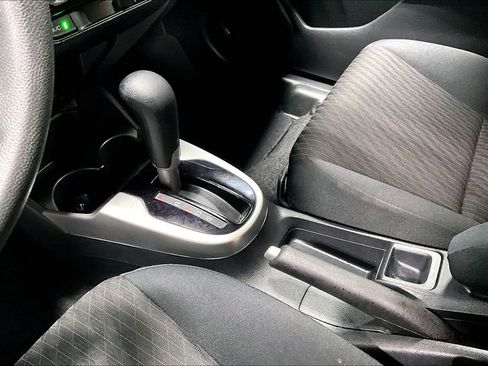 Used 2018 Honda Fit EX image 17