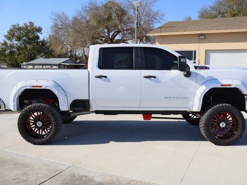 Used 2020 GMC Sierra 2500 4x4 Crew Cab w/ Gooseneck/5TH Wheel Package image 9