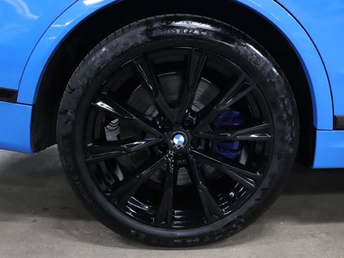 Used 2020 BMW X7 M50i w/ Dynamic Handling Package image 41
