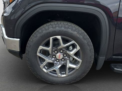 New 2026 GMC Sierra 1500 SLE w/ Preferred Package AWD/4WD image 4