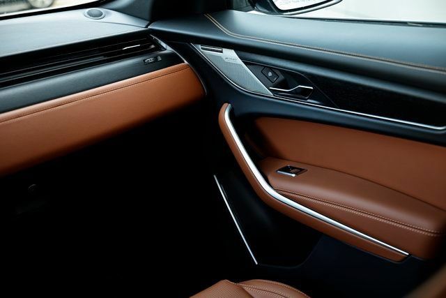New 2026 Jaguar F-PACE R-Dynamic S AWD/4WD image 34