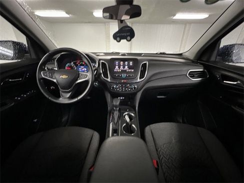 Used 2022 Chevrolet Equinox LT image 19