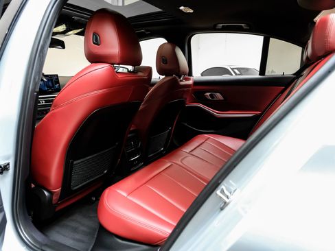 Used 2023 BMW 330i xDrive Sedan w/ M Sport Package image 40