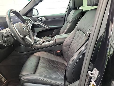 Used 2025 BMW X6 xDrive40i w/ Executive Package AWD/4WD image 4