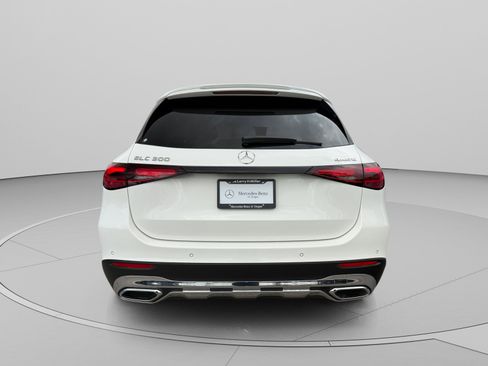 Used 2026 Mercedes-Benz GLC 300 4MATIC image 4