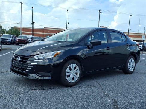 Used 2025 Nissan Versa S FWD image 4