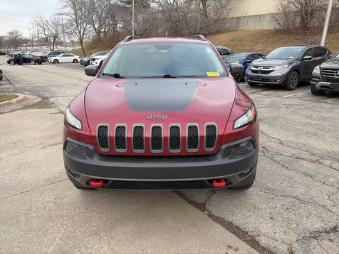 Used 2014 Jeep Cherokee Trailhawk w/ Comfort/Convenience Group image 2