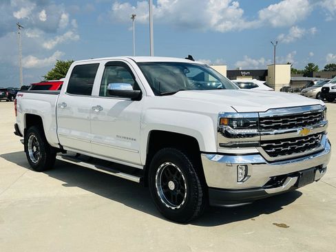 Used 2018 Chevrolet Silverado 1500 LTZ w/ Sport Package AWD/4WD image 2