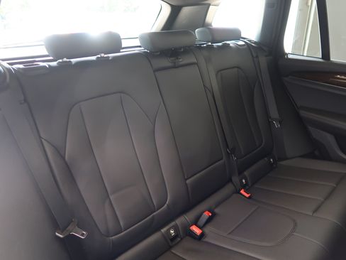 Used 2019 BMW X3 sDrive30i w/ Convenience Package RWD image 37