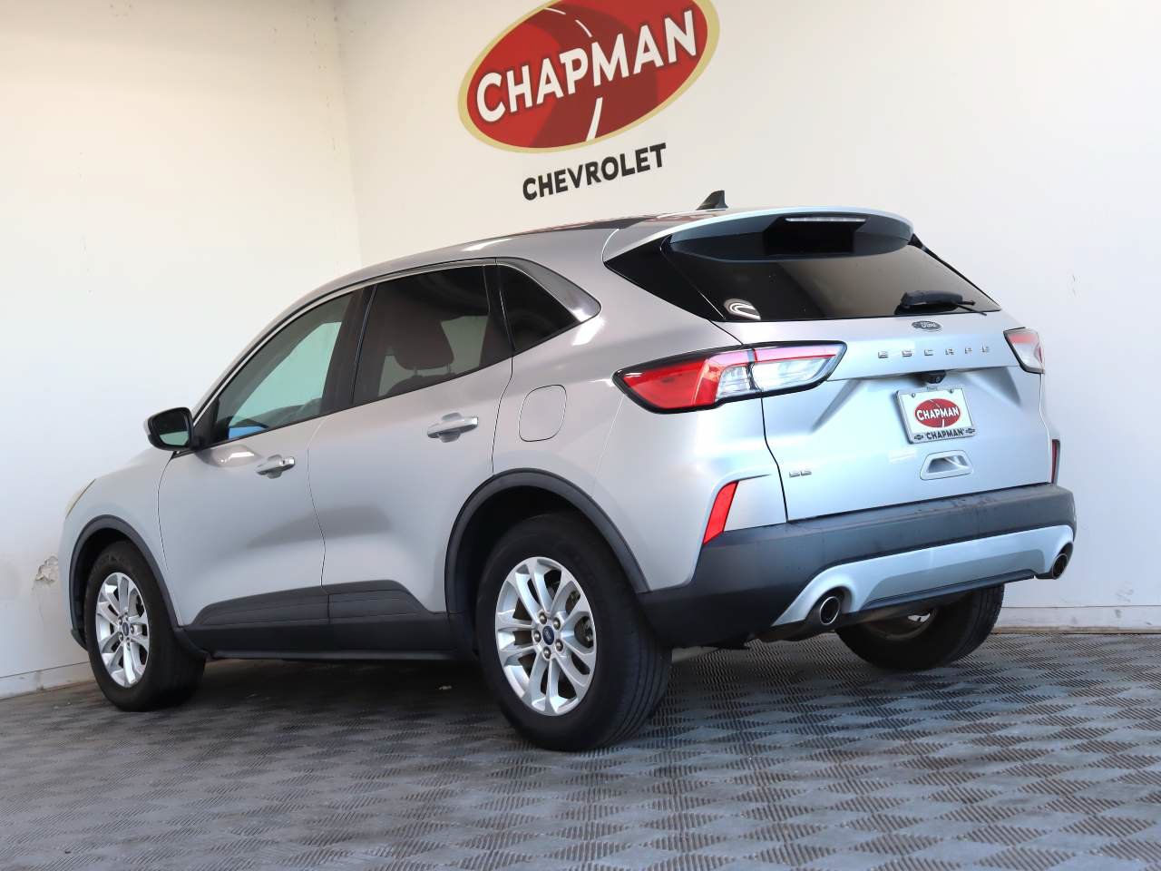 Used 2020 Ford Escape SE FWD image 4
