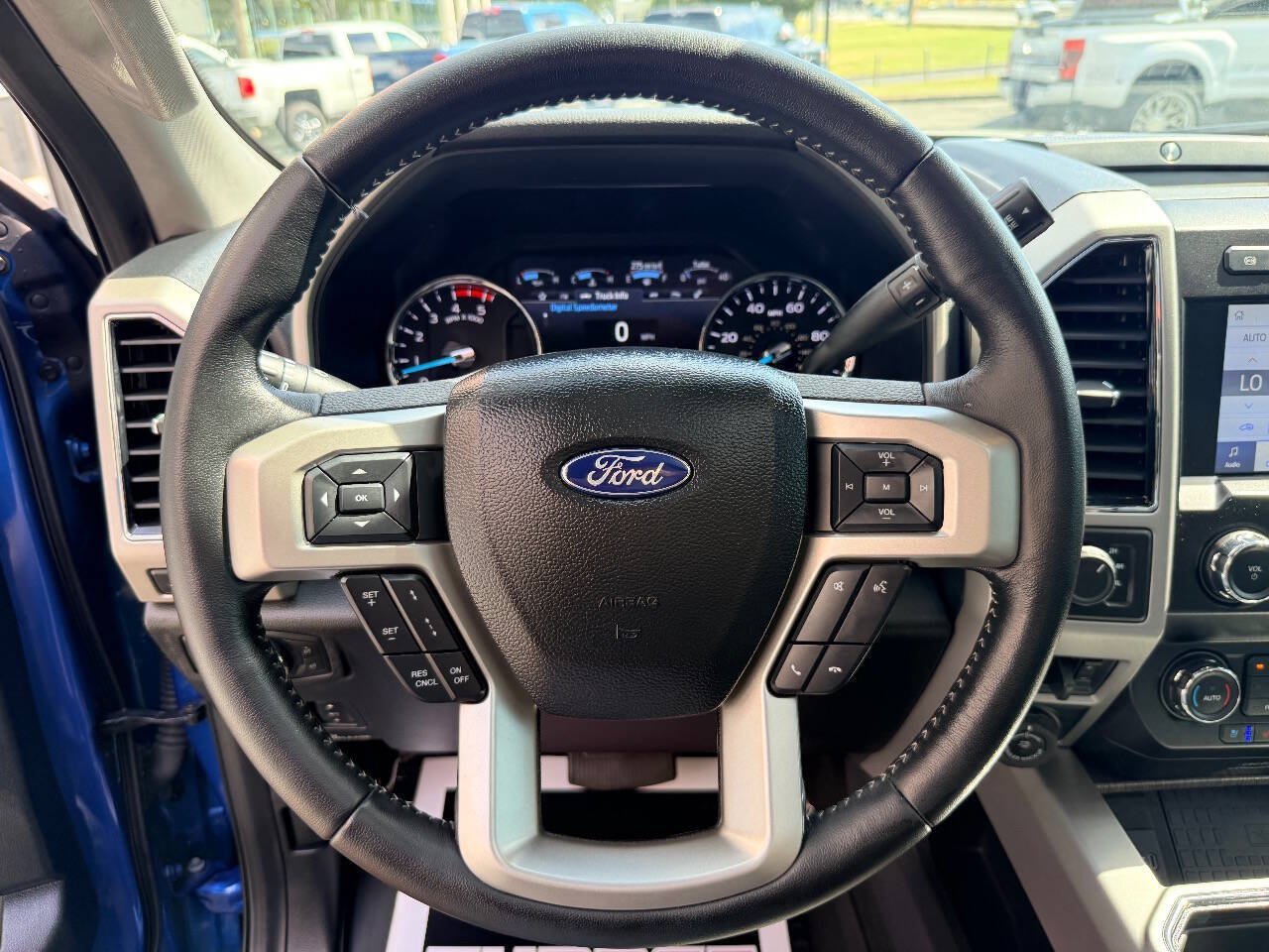 Used 2021 Ford F350 Lariat AWD/4WD image 24