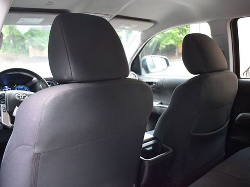 Used 2021 Toyota Tacoma SR5 w/ Trail Edition image 31