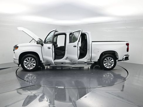 Used 2024 Chevrolet Silverado 1500 Custom RWD image 28