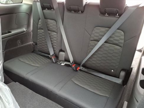 New 2026 Nissan Pathfinder SV AWD/4WD image 15