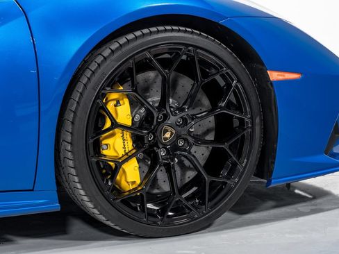 Used 2023 Lamborghini Huracan EVO AWD/4WD image 52