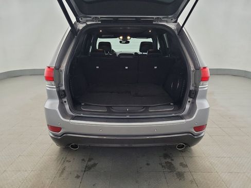 Used 2018 Jeep Grand Cherokee Limited image 29