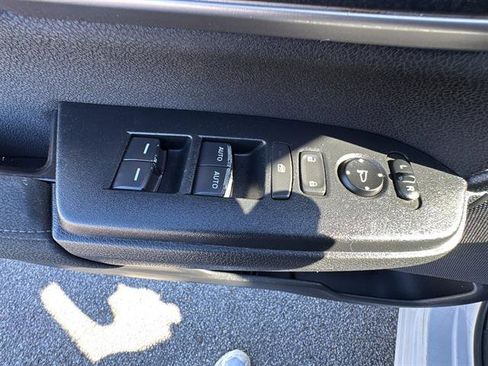 Used 2021 Honda CR-V EX image 15