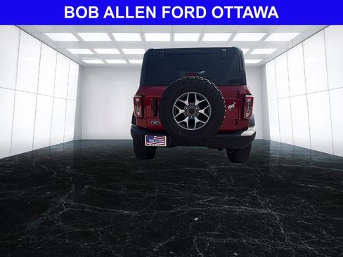 Used 2025 Ford Bronco Badlands AWD/4WD image 3
