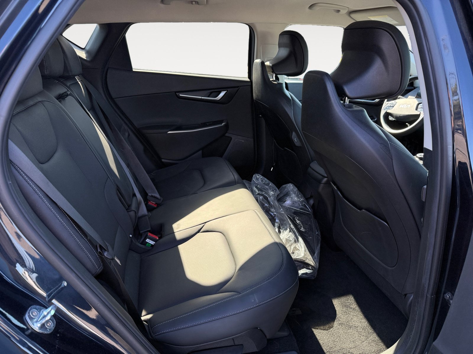 Used 2022 Kia EV6 Wind w/ Wind Technology Package AWD/4WD image 18