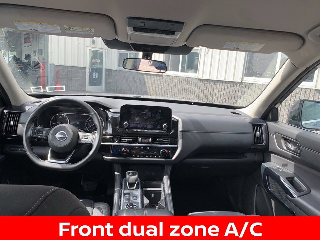 Certified 2025 Nissan Pathfinder SV AWD/4WD image 13