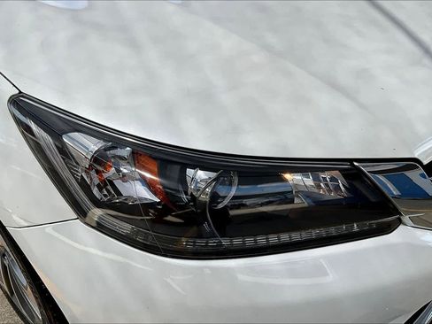 Used 2015 Honda Accord Sport image 28