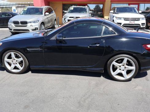 Used 2013 Mercedes-Benz SLK 250 w/ Premium I Pkg image 4