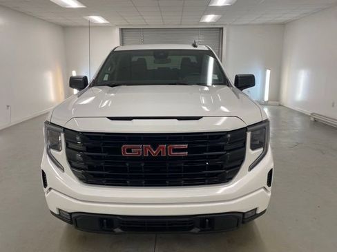 New 2025 GMC Sierra 1500 Elevation image 2