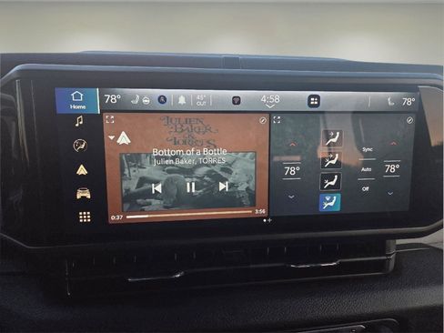 Used 2025 Jeep Wrangler Willys image 18