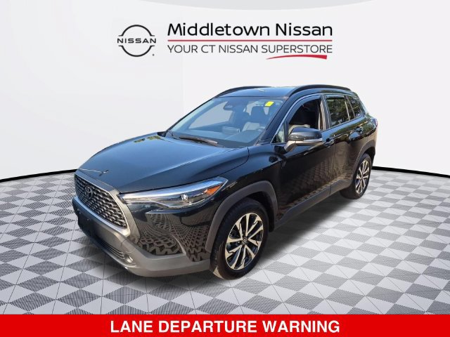 Used 2025 Toyota Corolla Cross XLE AWD/4WD image 7