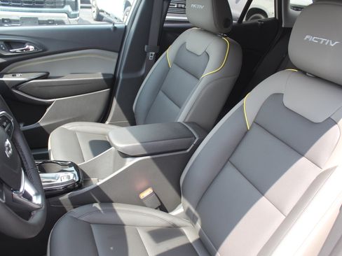 New 2026 Chevrolet Trax ACTIV w/ Driver Confidence Package FWD image 9