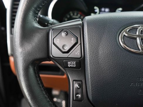 Used 2019 Toyota Sequoia Platinum AWD/4WD image 32