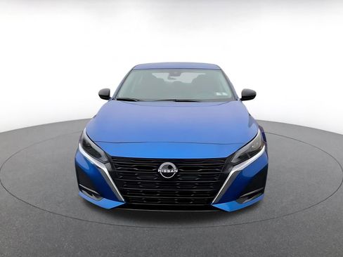 Used 2025 Nissan Altima 2.5 SV image 5