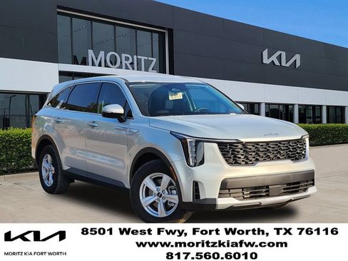 New 2026 Kia Sorento LX FWD image 1