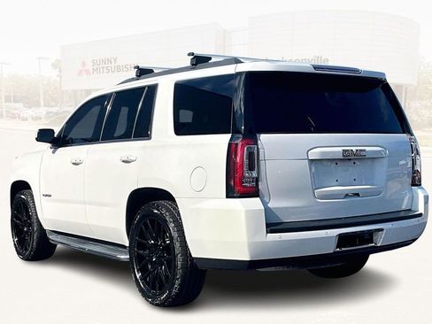 Used 2017 GMC Yukon SLT image 4