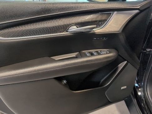 Used 2023 Cadillac XT5 Sportv w/ Technology Package AWD/4WD image 15