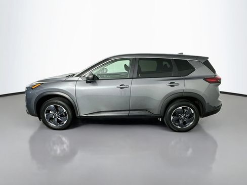 Used 2025 Nissan Rogue SV FWD image 4